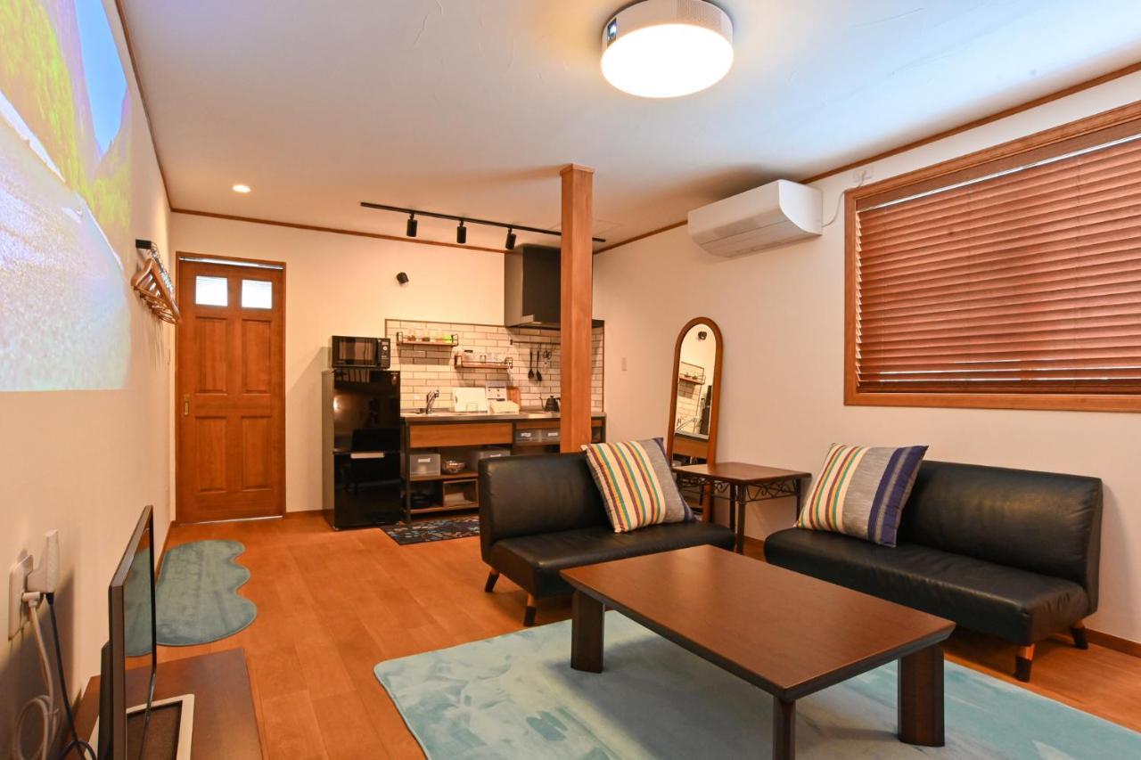 Lake Side Inn Beehive Kitashiobara Buitenkant foto
